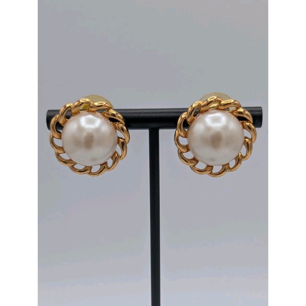 Vintage 1970s Napier Signed Faux Pearl Gold Tone Flower Pierced Chunky Earrings